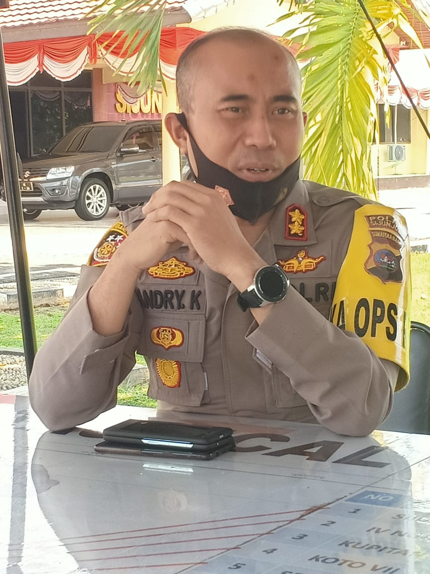 Kapolres Sijunjung, AKBP Andry Kurniawan, S.IK.MHum